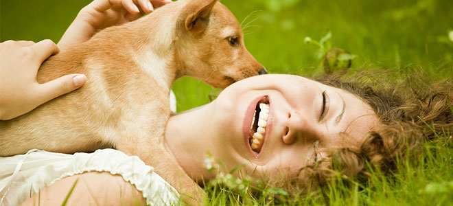 woman-with-dog_660