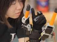 Επιστήμονες έφτιαξαν χέρι με επτά δάκτυλα (Βίντεο)